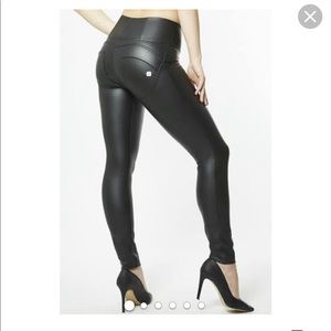 Freddy livify size small leather zipper high rise